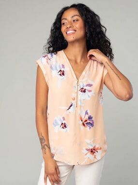Dynamite Floral Zip-Front Women's Blouse